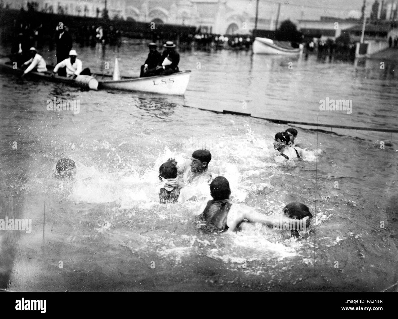 5 "en scène" Championnats de water-polo olympique Banque D'Images