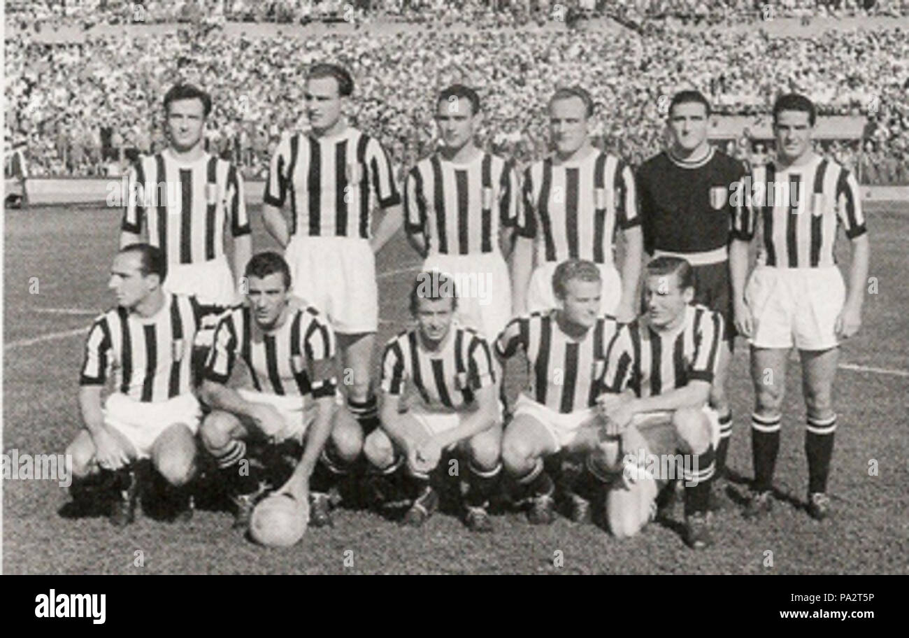 La Juve 142 1950--51 Banque D'Images