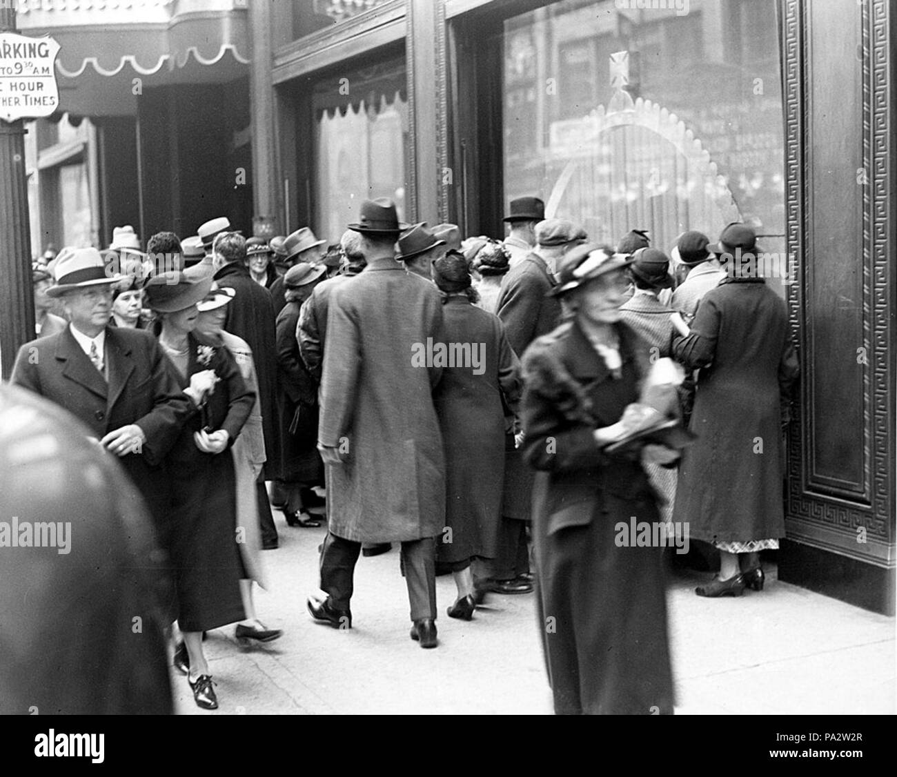 101 George VI fenêtre Couronnement, Toronto, 1937 Banque D'Images