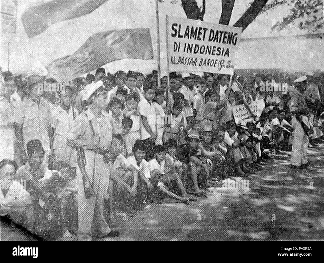 Bienvenue 330 van Mook Pelita Rakjat 5 Octobre 1948 p2 Banque D'Images