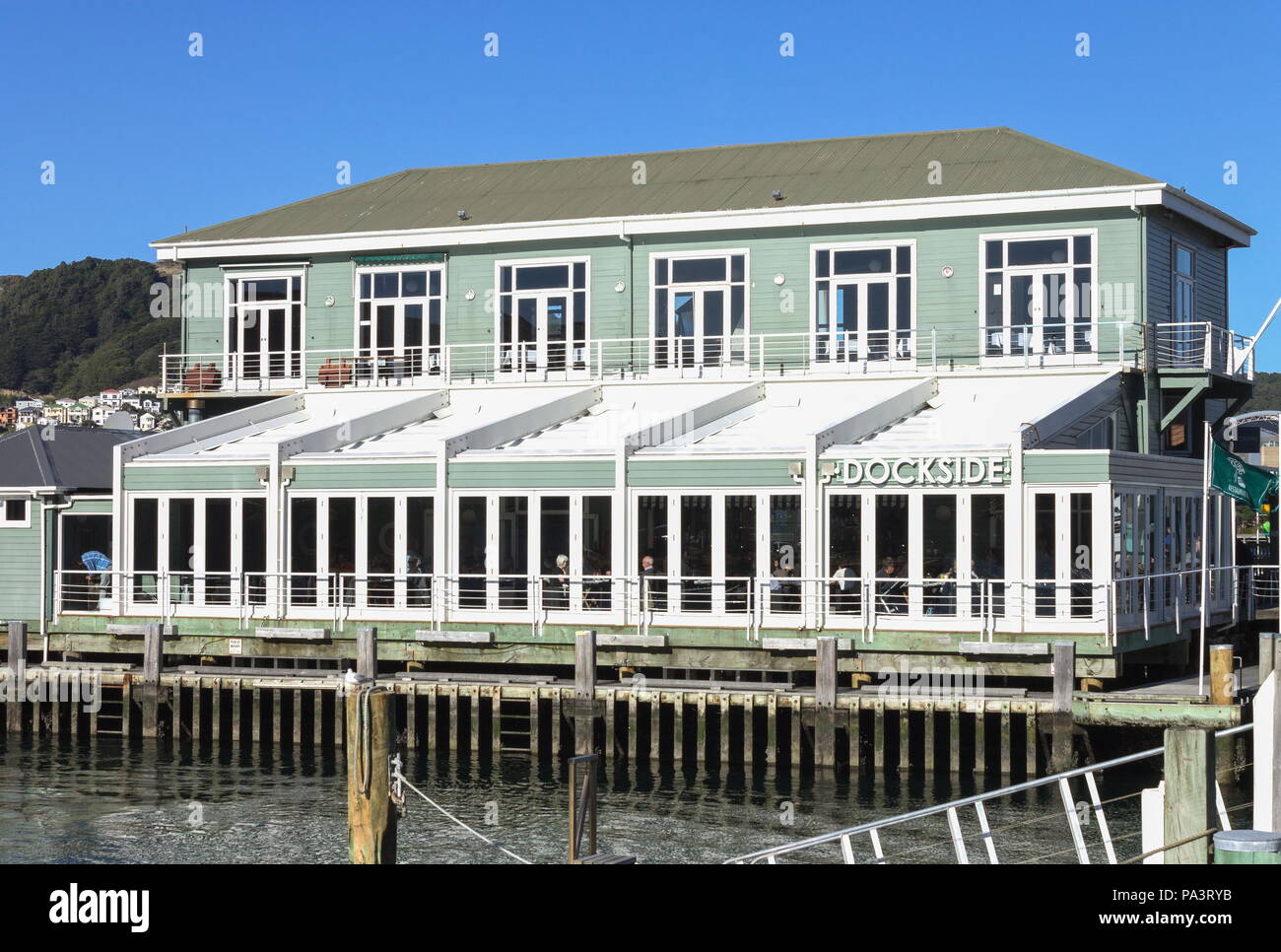Wellington, Nouvelle-Zélande - 4 juin 2016 : le Dockside Restaurant & Bar situé sur Queens Wharf sur quai Jervois, est l'un des plus populaires de Wellington Banque D'Images