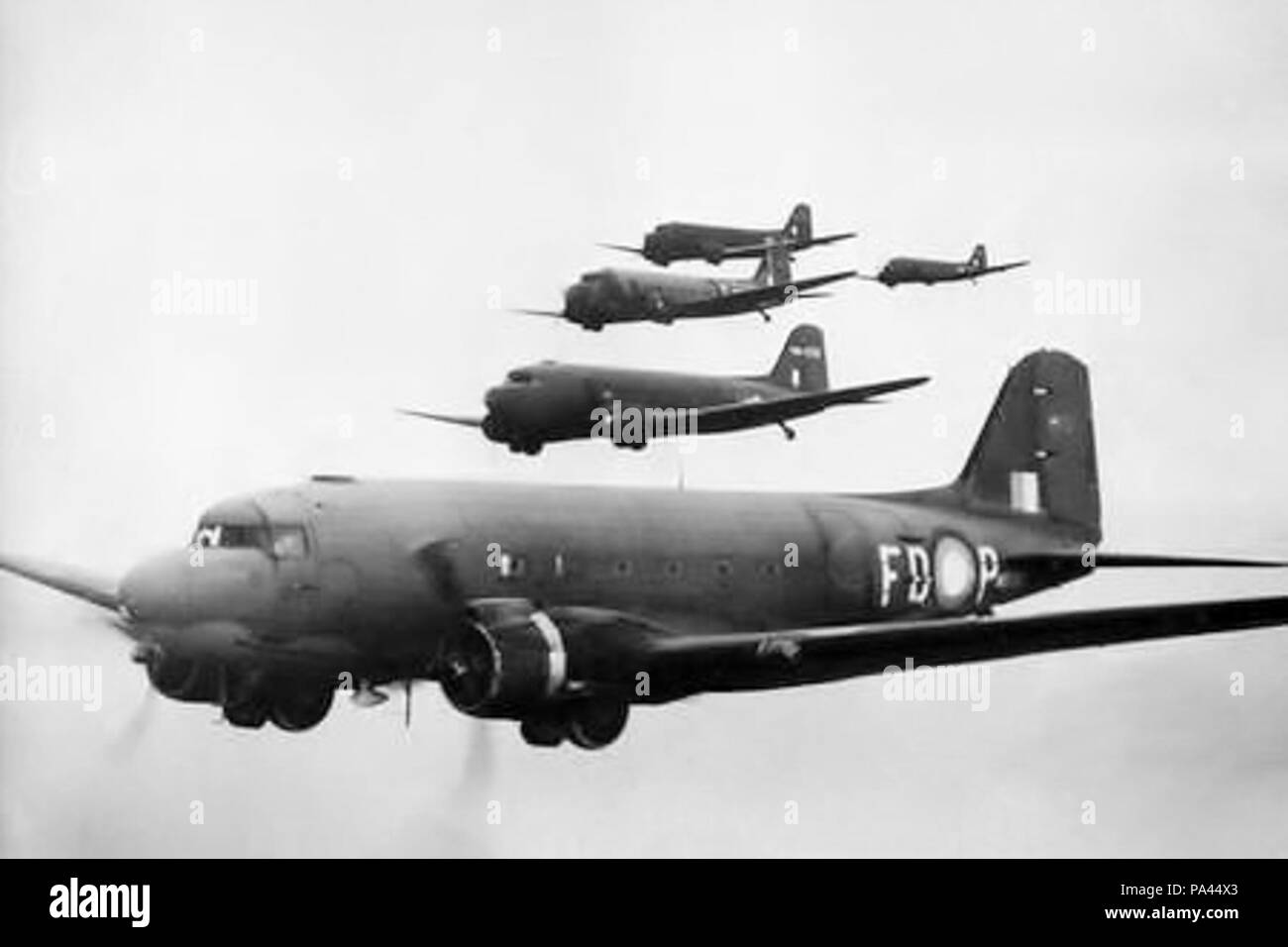 185 No 34 Sqn Dakotas 1944 (AWM OG2947) Banque D'Images