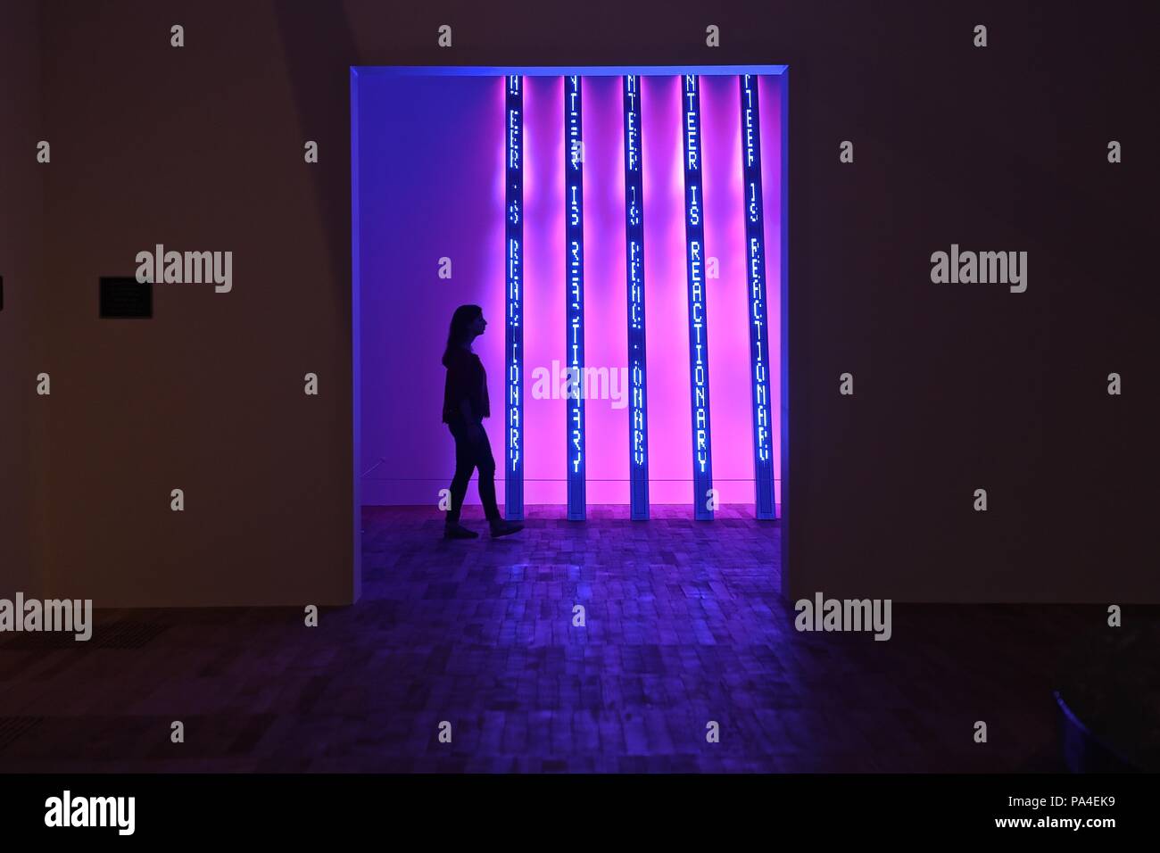 Tate Modern OUVRE NOUVELLE EXPOSITION D'ŒUVRE de Jenny Holzer 20 Juillet 2018 Banque D'Images