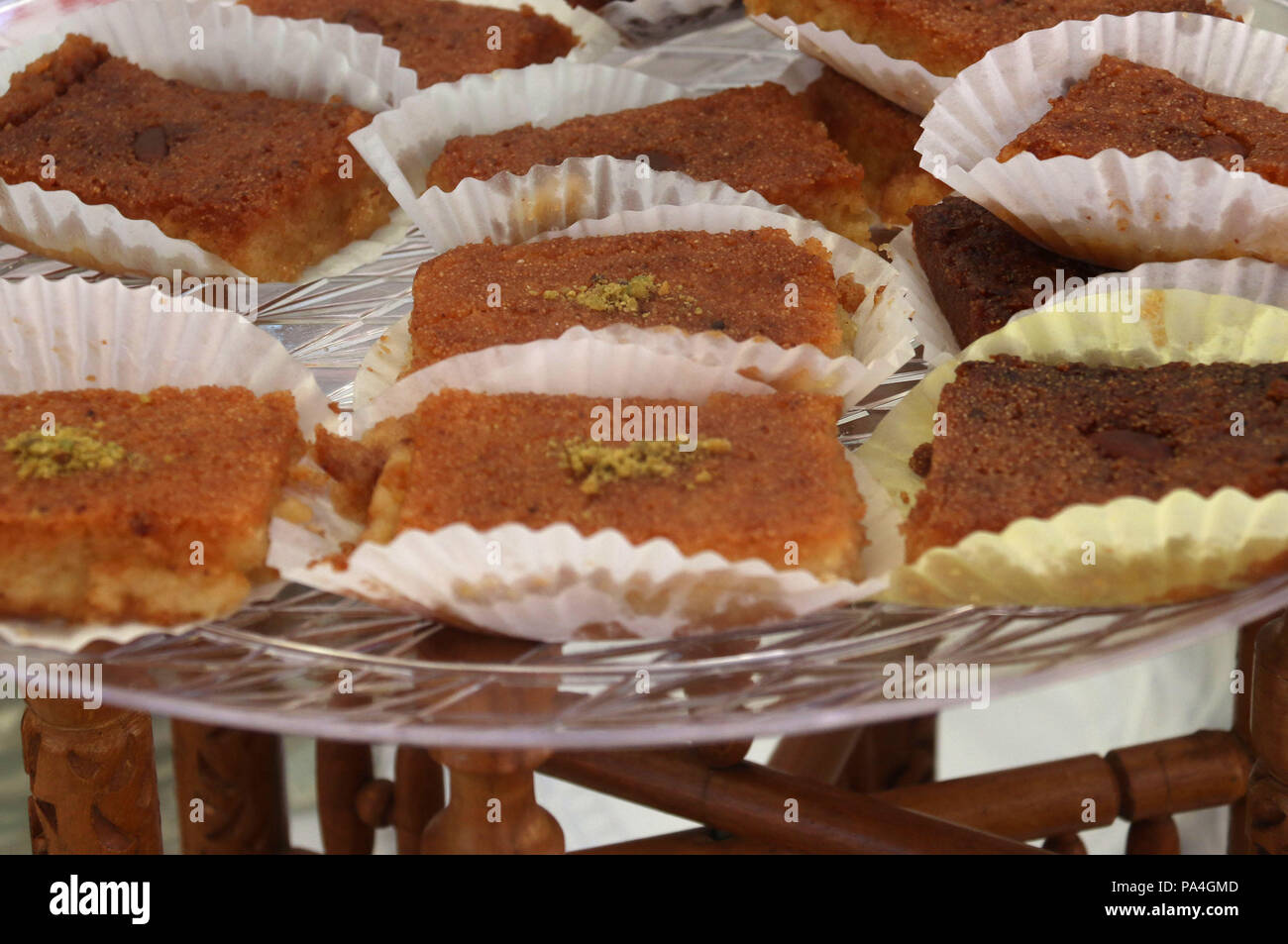 Kalb el louz, un gâteau algérien signifiant 'Coeur d'amandes faite avec de la semoule, amandes, miel d'oranger et d'érable. Banque D'Images