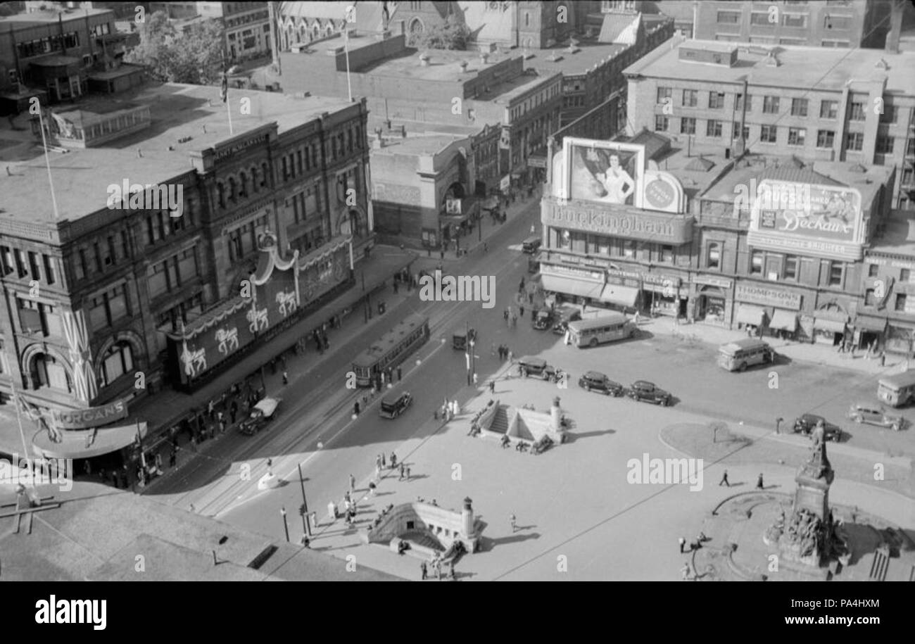 52 vue sur la ville. Le Square Phillips. À partir de la 17e étage - University Tower Building BAnQ P48S1P01215 Banque D'Images