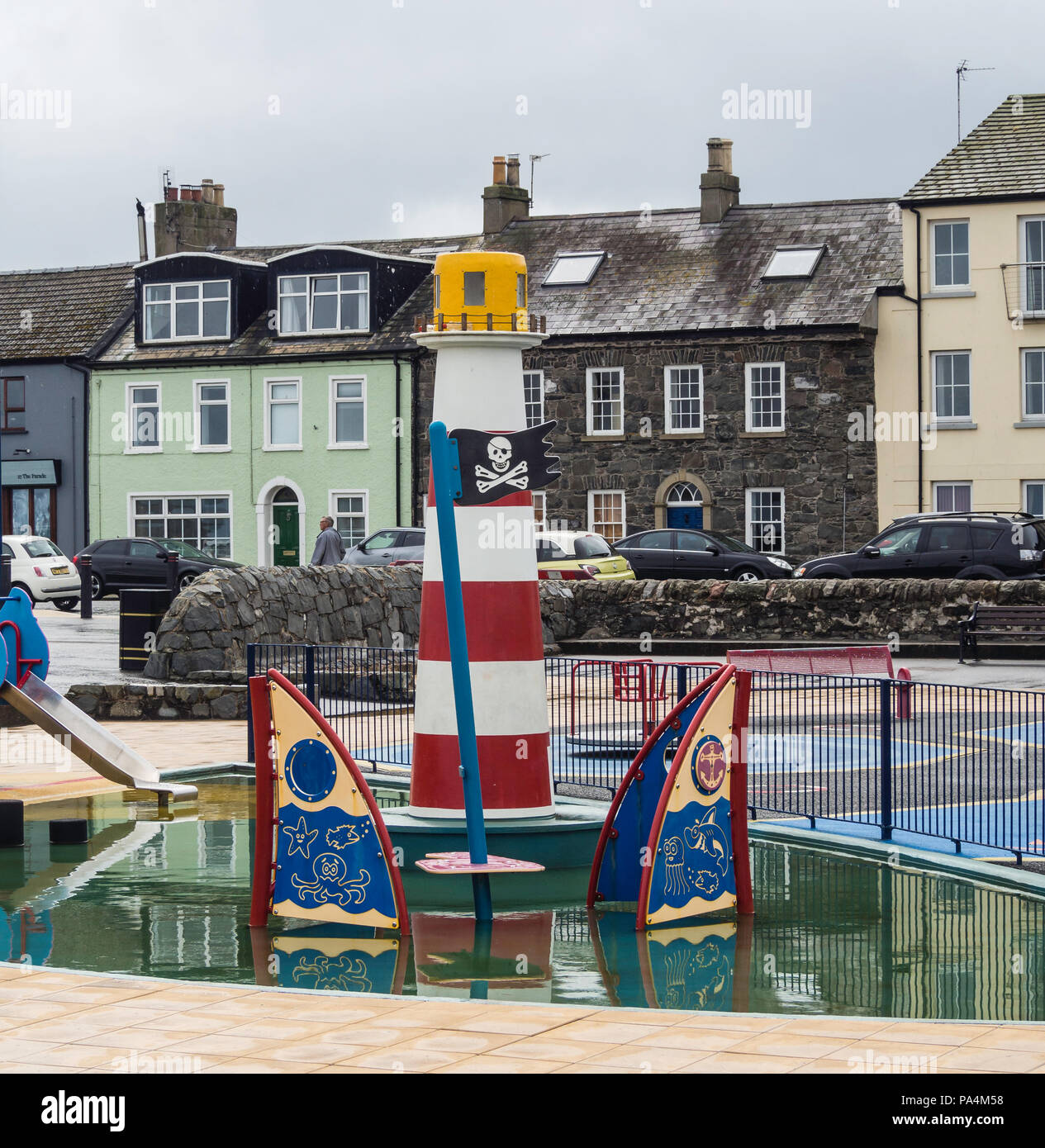 Aire de jeux pour enfants à Lemon's wharf à Donaghadee Banque D'Images