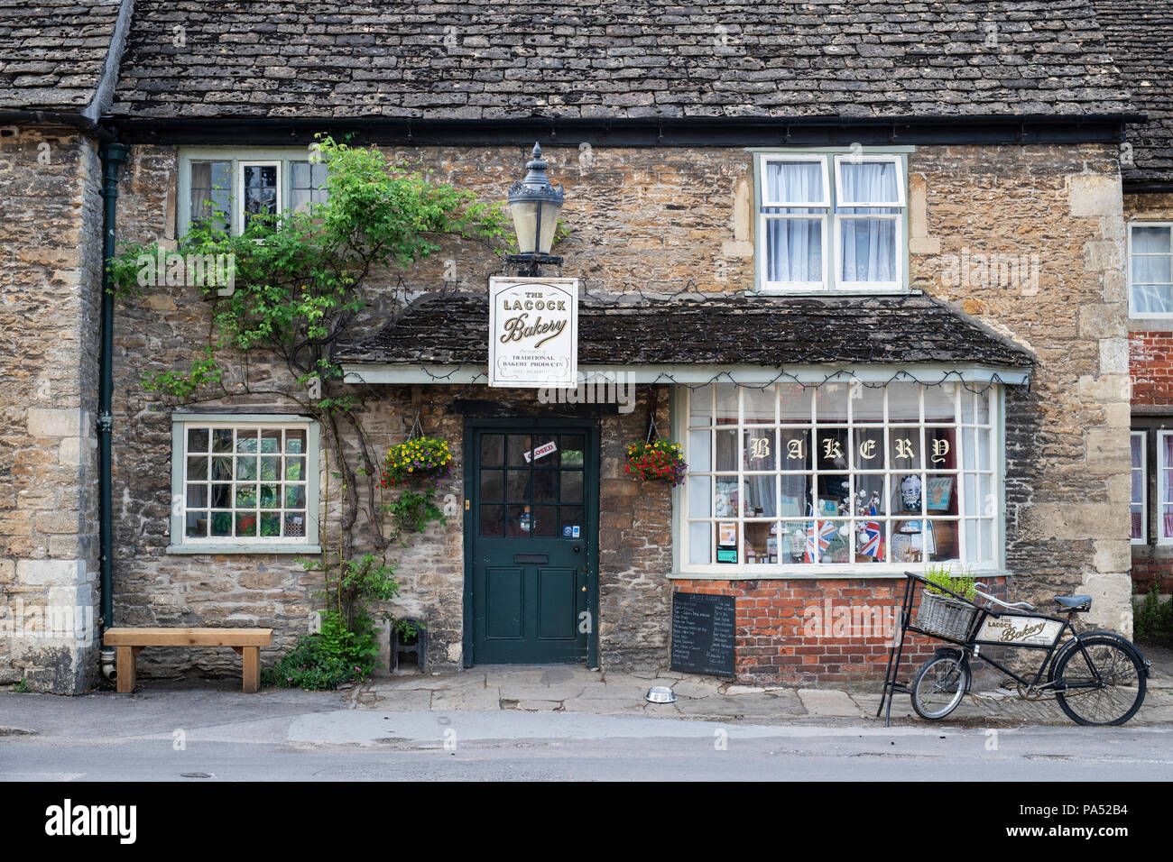 Boulangerie du village de Lacock. Lacock, Wiltshire, Angleterre Banque D'Images