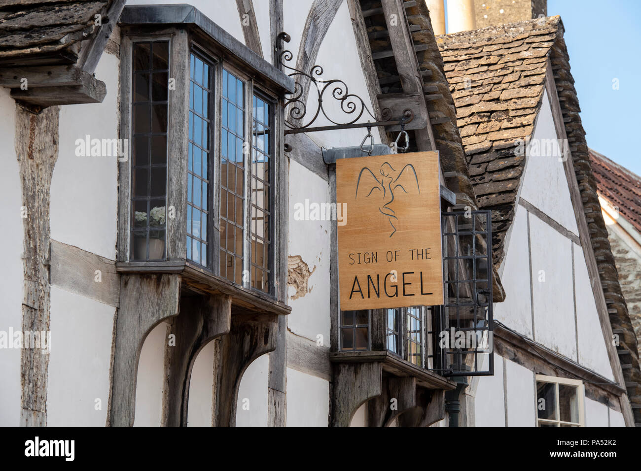 Le signe de l'Angel Inn. Lacock, Wiltshire, Angleterre Banque D'Images