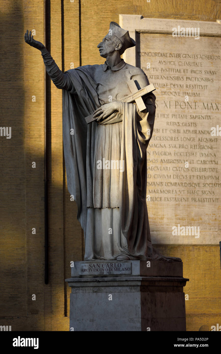 Saint Charles Borromée par Attilio Selva, San Carlo al Corso, Rome Banque D'Images