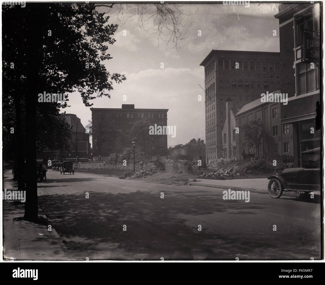 256 Bâtiments à l'angle de Grand et de Washington Banque D'Images