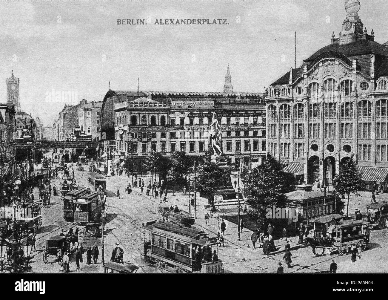 197 Carte postale Alexanderplatz Berlijn Banque D'Images