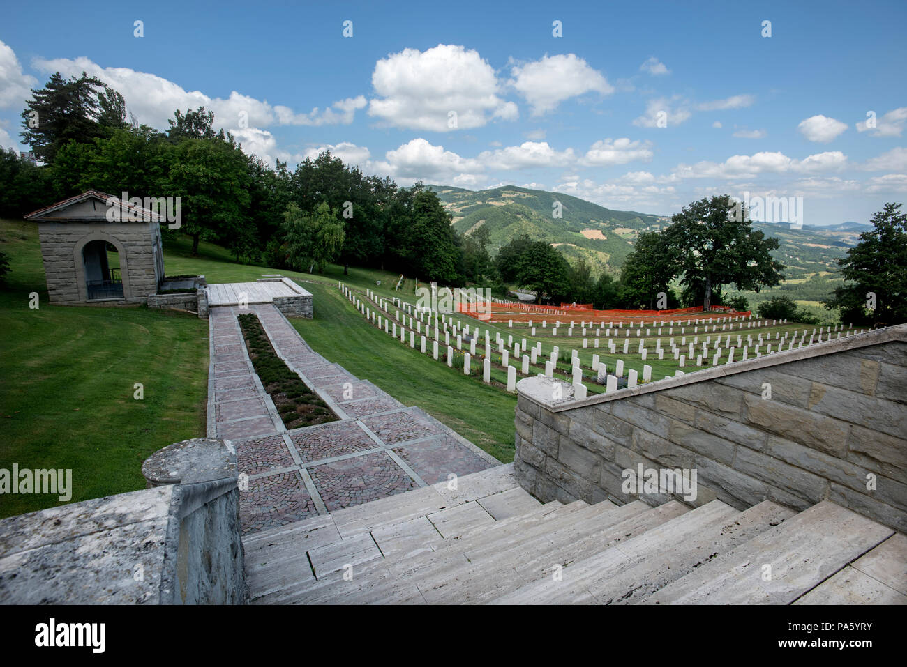 Castiglione South African CWGC Cimetière. Juin 2018 Castiglione dei Pepoli est une commune de la Province de Bologne, à environ 60 kilomètres au nord de Florence un Banque D'Images