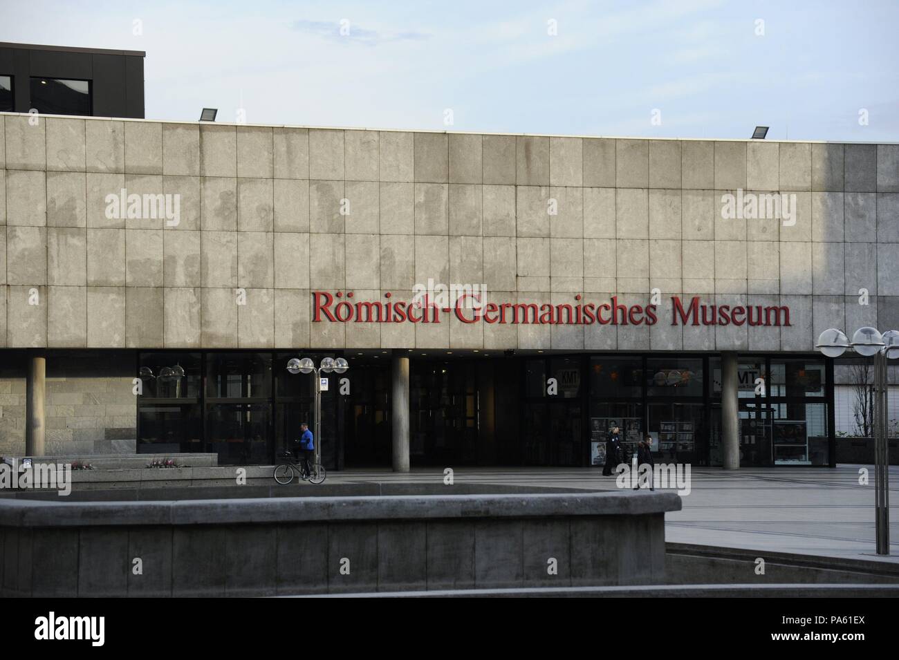 L'Allemagne. Cologne. De l'extérieur, le musée romain-germanique. Banque D'Images