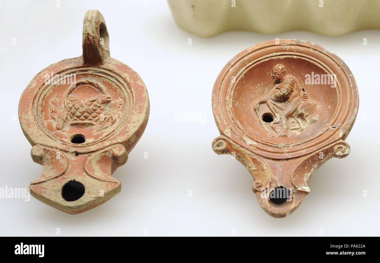 Lampes à huile romaine. Musée romain-germanique. Cologne. L'Allemagne. Banque D'Images