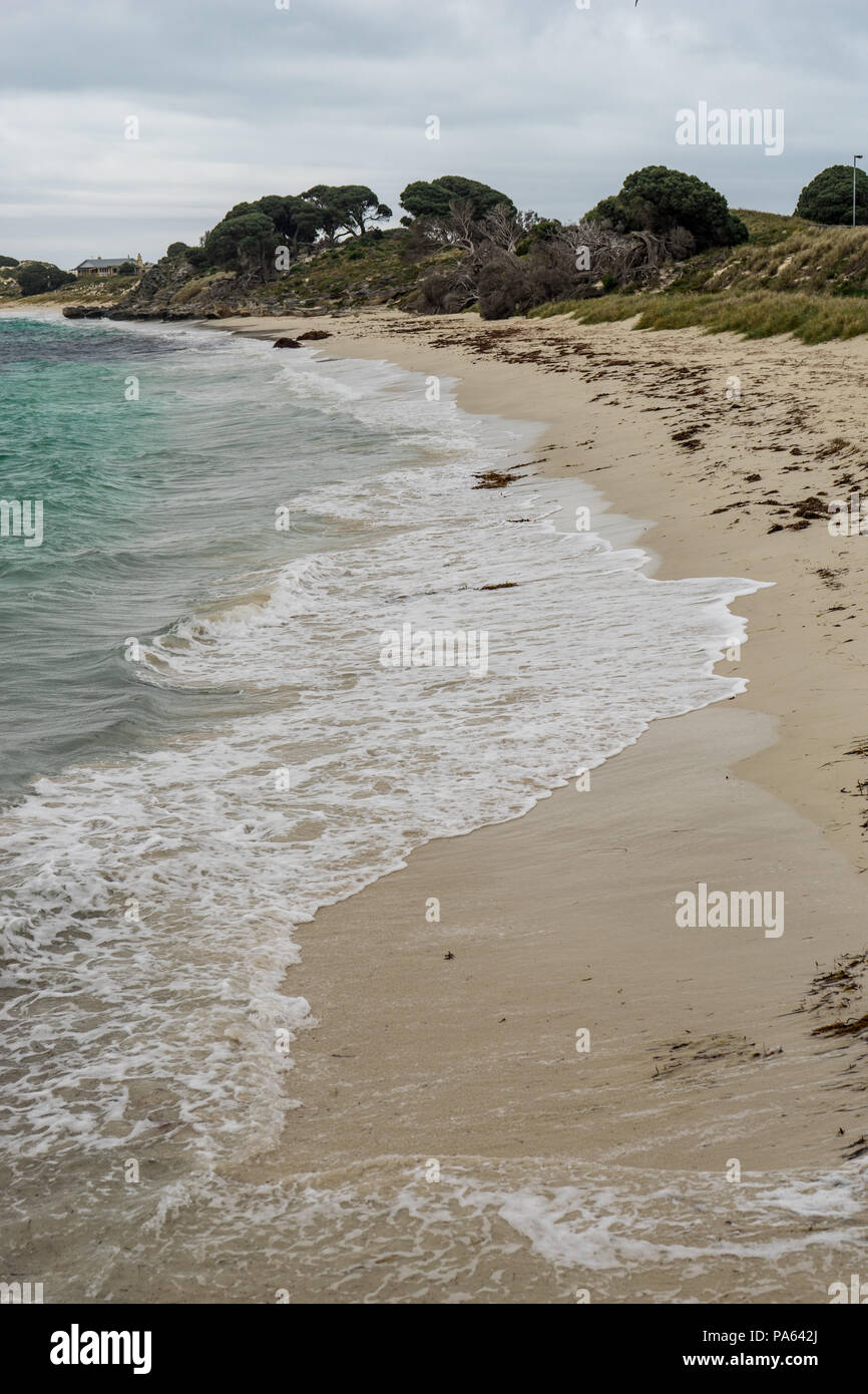 Scène côtière de l'île Rottnest en hiver, l'Australie Occidentale Banque D'Images