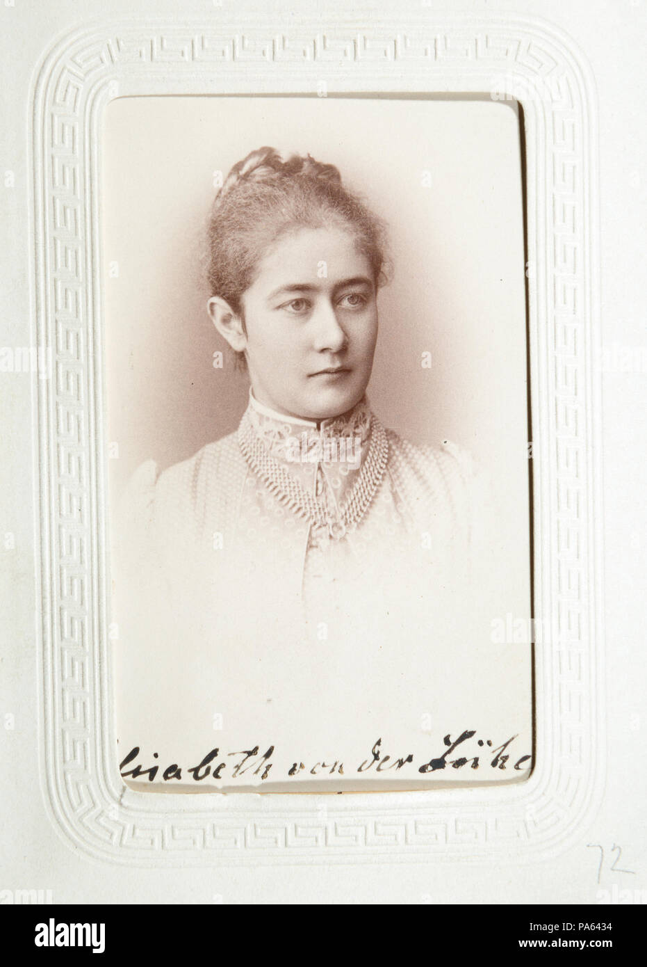 Inv.nr : LXIV:I.L.a.f.a.72. 94 Fotografiporträtt på Elisabeth von der Lühe, 1884 - Hallwylska museet - 107650 Banque D'Images