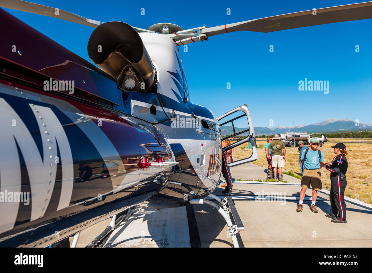 Rejoindre Air Medical Services Airbus Helicopters ; COMME350 École cureuil hélicoptère ; Salida fly-in et spectacle aérien ; Salida Colorado ; USA ; Banque D'Images
