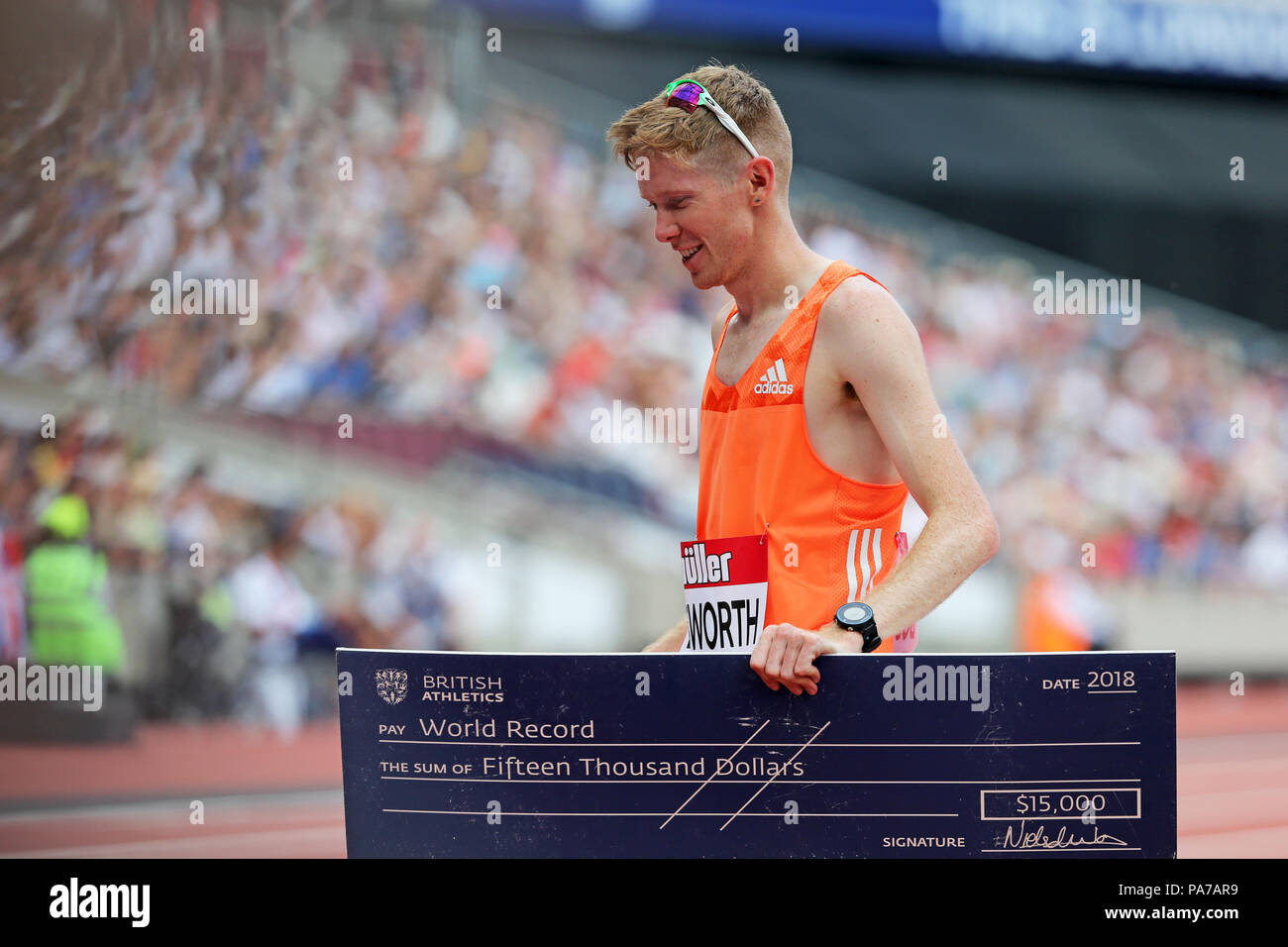 Londres, Royaume-Uni. 21 juillet 18. Tom BOSWORTH établissant un nouveau record du monde dans l'épreuve du 3000m marche course à la finale 2018, IAAF Diamond League, jeux d'anniversaire, Queen Elizabeth Olympic Park, Stratford, London, UK. Crédit : Simon Balson/Alamy Live News Banque D'Images