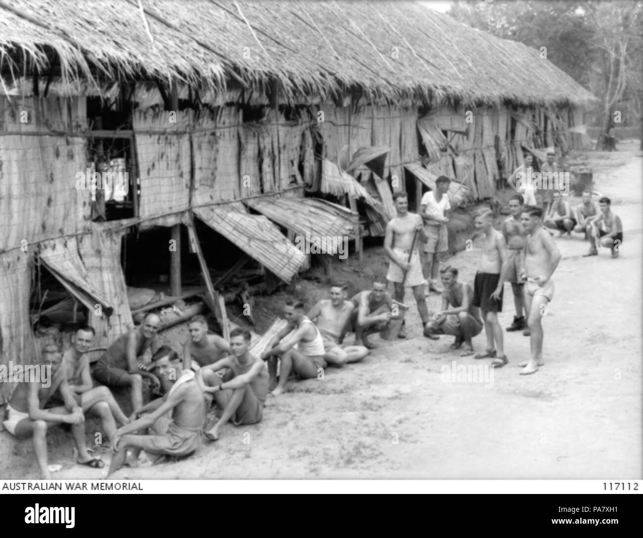 26 Australian 2-29ème Bataillon ex prisonniers de guerre (AWM 117112 photo) Banque D'Images