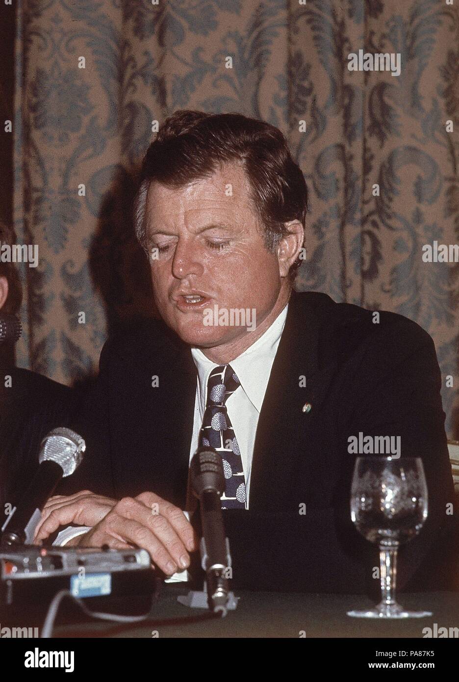EDWARD KENNEDY (1932/2009) SENADOR NORTEAMERICANO. Banque D'Images