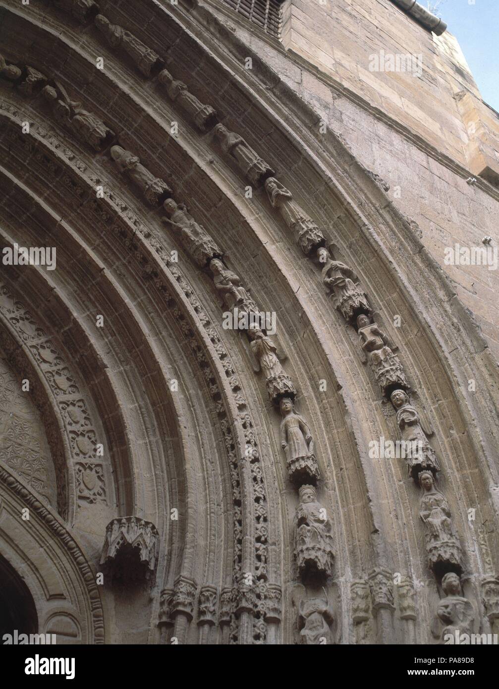 ARQUIVOLTAS DE LA PUERTA DE LORETO - Siglo XV - GOTICO ESPAÑOL. Emplacement : CATEDRAL, Orihuela, ALICANTE, Espagne. Banque D'Images