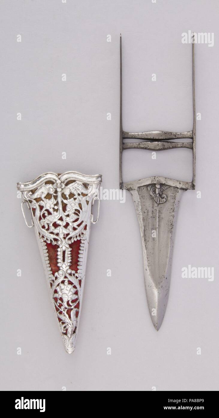 Dague (Katar) avec gaine. Culture : indien, Rajasthan, Inde du Sud, de la gaine. Dimensions : L. avec fourreau 11 in. (27,9 cm) ; L. sans manteau 10 1/4 in. (26 cm) ; W. 2 1/2 in. (6,4 cm) ; WT. 4.3 oz. (121,9 g) ; Wt. de la gaine 2.7 oz. (76,5 g). Date : 18e-19e siècle. Musée : Metropolitan Museum of Art, New York, USA. Banque D'Images