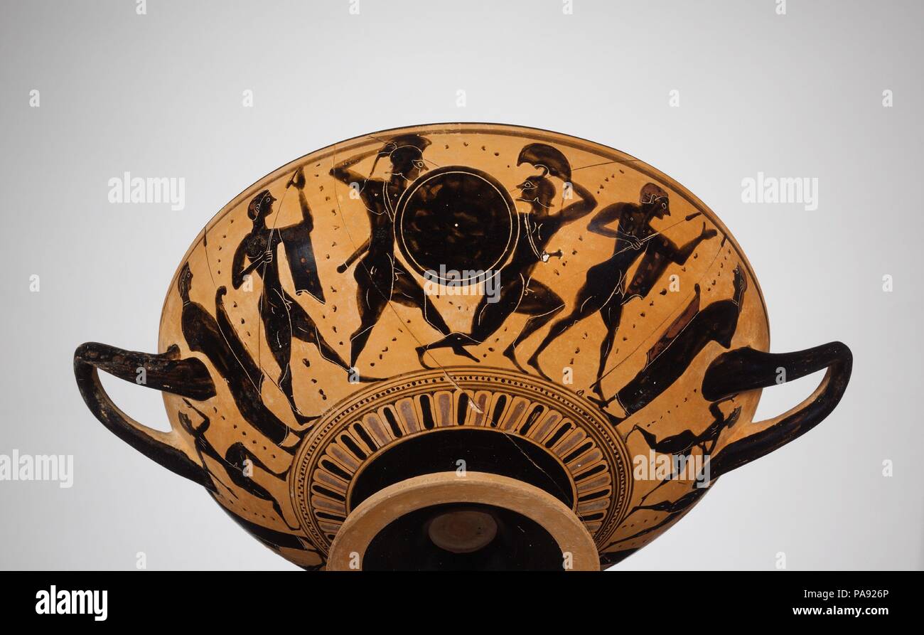 Terre cuite kylix (coupe potable). Culture : le grec, le grenier. Dimensions : d'autres : 4 13/16 x 10 in. (12,2 x 25,4 cm). Date : ca. 550 (C.-B.). L'extérieur, l'envers et l'endroit, les combats entre les spectateurs par rapport à la petit maître tasses--la lèvre et tasses tasses bande--qui a prédominé à Athènes pendant le milieu du sixième siècle avant J.-C., cet exemple montre un bol plus profondes qui ont permis une plus grande scène sur l'extérieur. Comme kylikes s'est établie au cours du troisième quart du siècle, grâce notamment à l'innovations de la peintre et potier Exekias. Musée : Metropolitan Museum of Art, New Banque D'Images