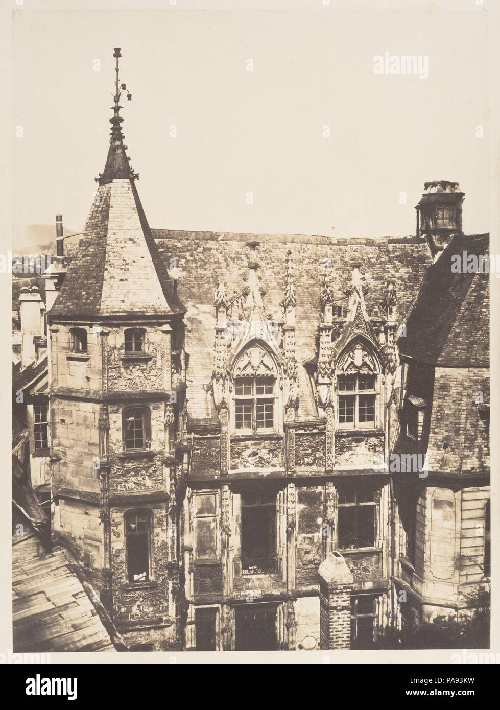 L'Hôtel du Bourgtheroulde, Rouen. Artiste : Edmond Bacot (Français, 1814-1875). Dimensions : 33,6 x 24,9 cm (13 1/4 x 9 13/16 in. ). Date : 1852-54. Musée : Metropolitan Museum of Art, New York, USA. Banque D'Images