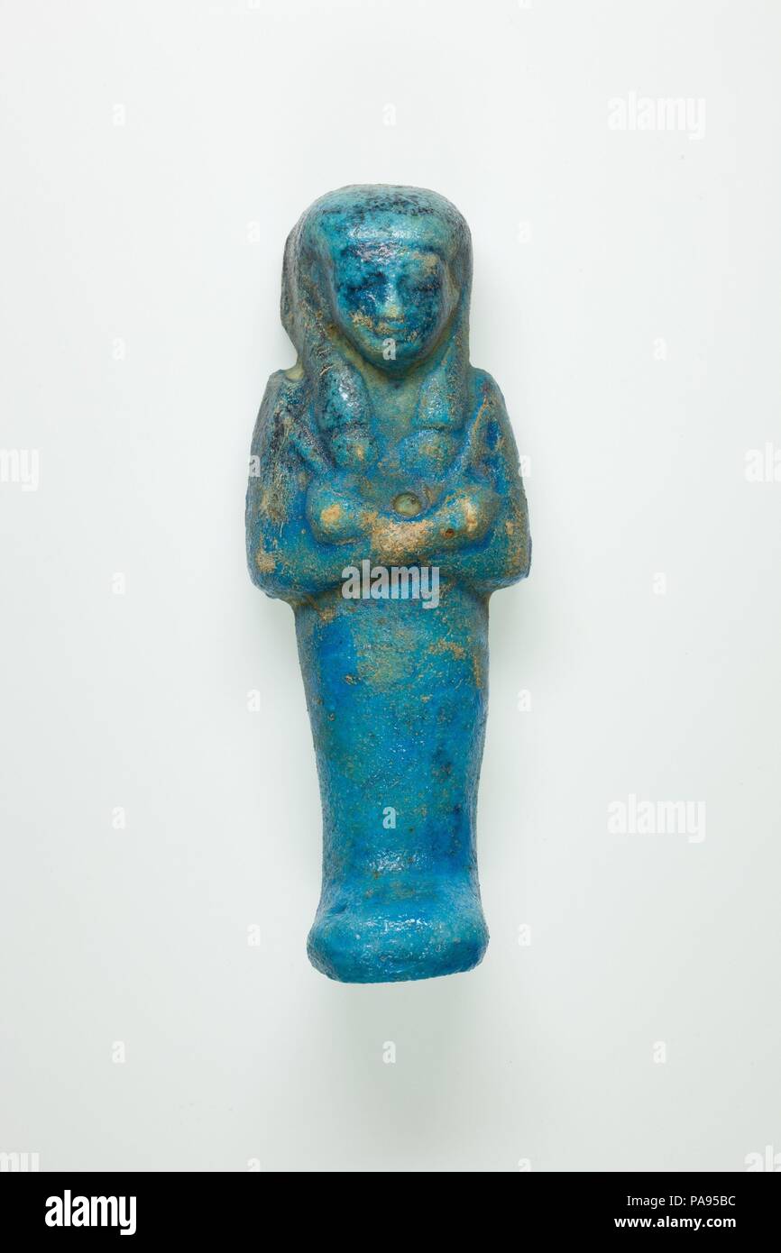 Henettawy Shabti de travailleur (C), fille d'Isetemkheb. Dimensions : h. 11.9 × w. 4,4 × d. 3,4 cm (4 11/16 x 1 3/4 x 1 5/16 in.). Dynastie DYNASTIE : 21. Date : ca. 990-970 av. J.-C.. Musée : Metropolitan Museum of Art, New York, USA. Banque D'Images