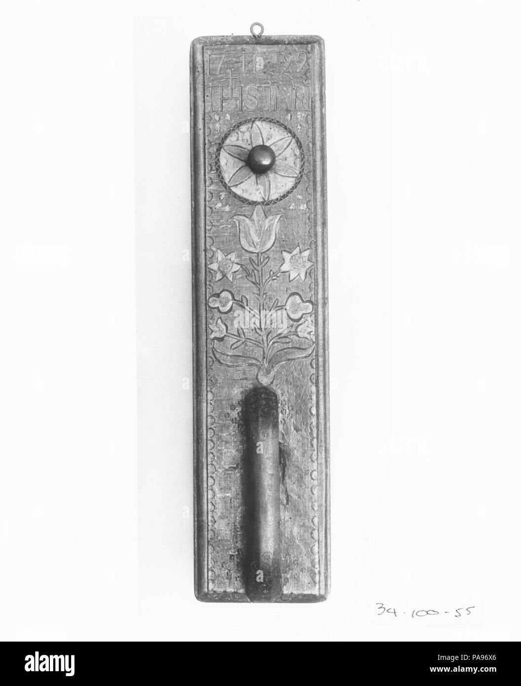 Conseil mangle. Culture : l'européen. Dimensions : 24 x 5 5/8 x 2 1/2 in. (61 x 14,3 x 6,4 cm). Date : 1799. Musée : Metropolitan Museum of Art, New York, USA. Banque D'Images