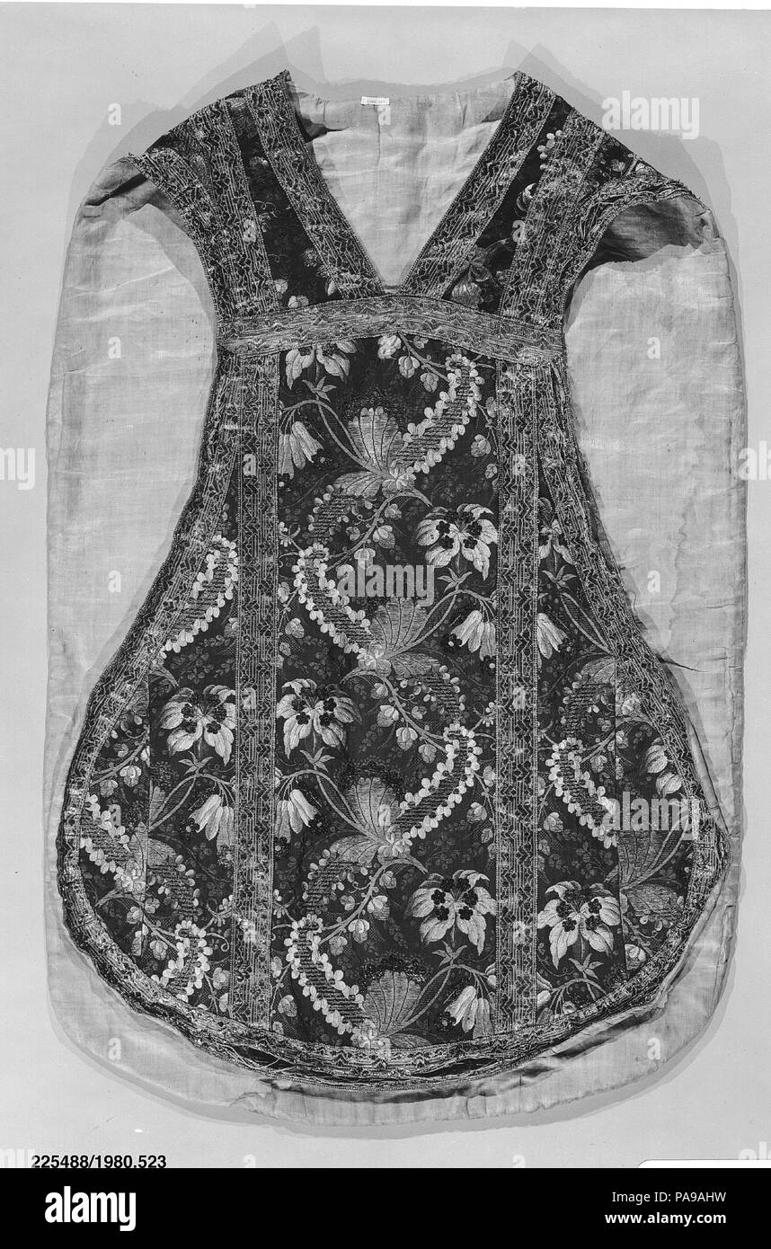 Chasuble. Culture : Bohème peut-être. Dimensions : L. 39 1/2 x 26 pouces (W. 100,3 x 66,0 cm). Date : le 18e siècle. Musée : Metropolitan Museum of Art, New York, USA. Banque D'Images