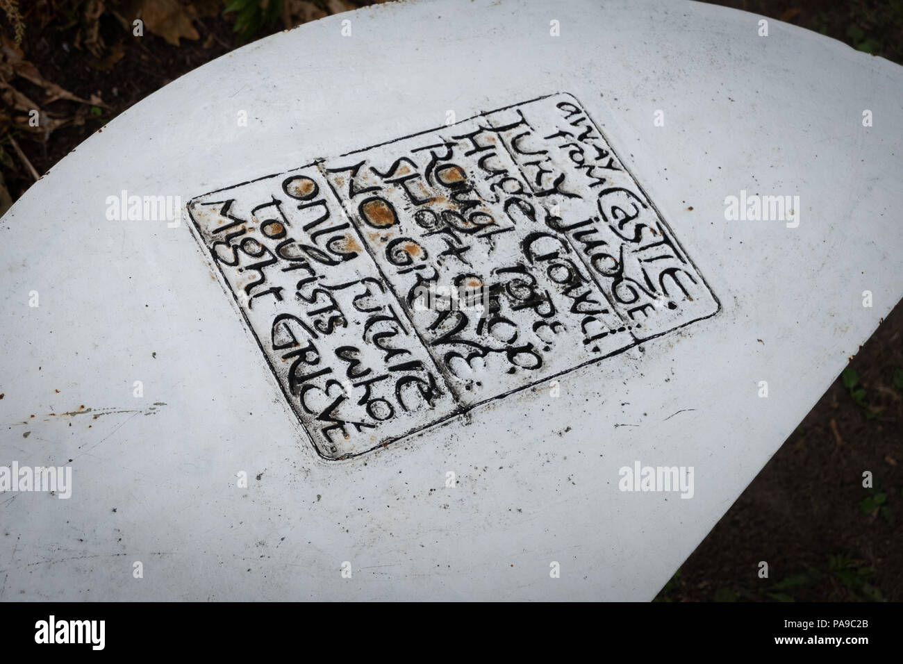 Publiez marquant le point de départ du sentier des sorcières de Pendle 400 dans la ville de Lancaster, Royaume-Uni Banque D'Images