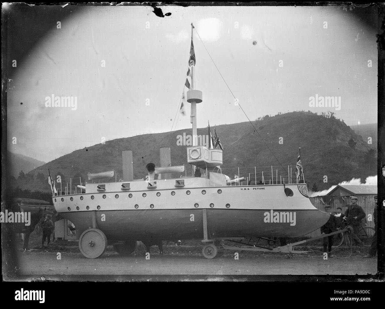 191 'Char H M S Petone" utilisé dans une procession à Petone célébrant la fin de la guerre d'Afrique du Sud 274108 ATLIB Banque D'Images