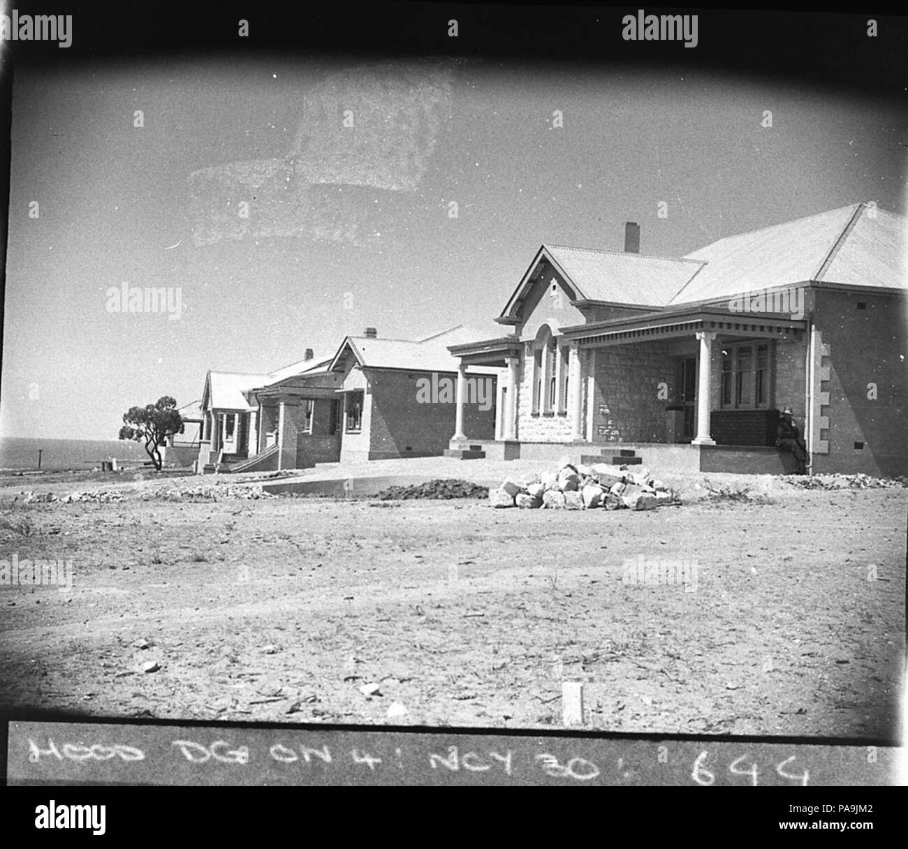 237 12351 SLNSW une rue de certaines maisons de l'entreprise prises pour BHP sur voyage AdelaideWhyalla Banque D'Images