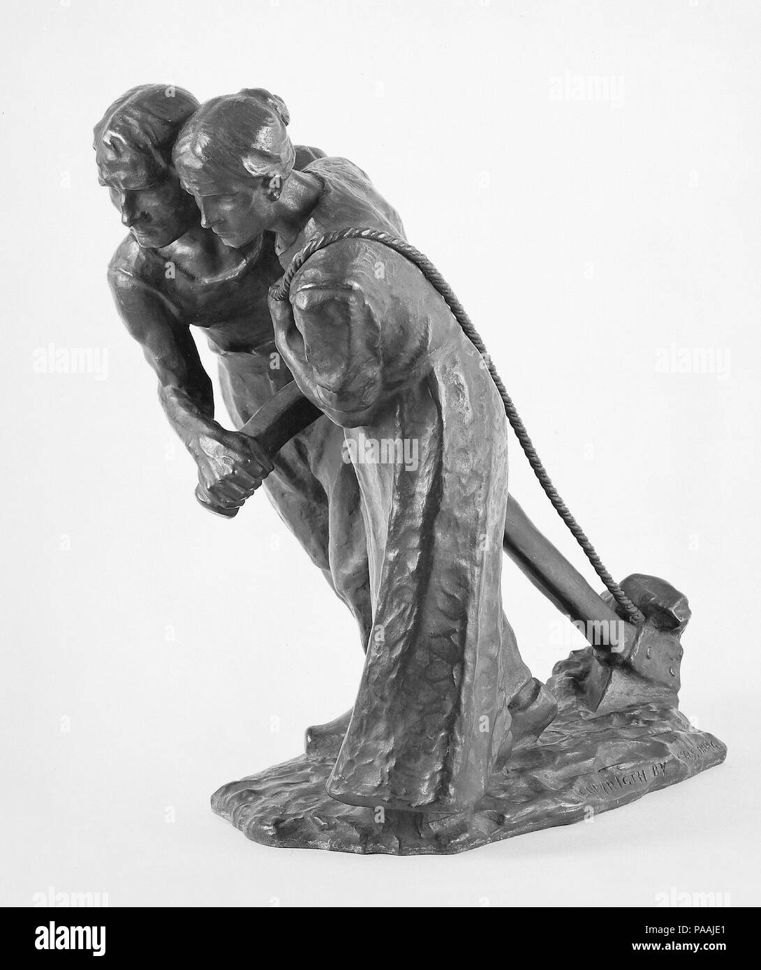 Cet accord. Artiste : Charles Oscar Haag (American (né en Suède), Norrköping 1867-1933 Winnetka, Illinois). Dimensions : 12 x 10 3/4 x 5 in. (32,4 x 12,7 x 25,4 cm). Date : ca. En 1905, 1906. Comme un sculpteur de sujets de genre, Haag a puisé dans ses expériences à la fois en Europe et aux États-Unis. Dans un 'New York Times' interview (1 juillet 1906), il a donné l'explication suivante de ce travail : 'Ici est un autre thème à la lumière de ma vie et de mettre en bronze... c'est typique de mon pays et les travailleurs où je suis né. C'est un homme et femme, deux paysans, de la Suède, qui rassemble l'ancienne de charrue Banque D'Images
