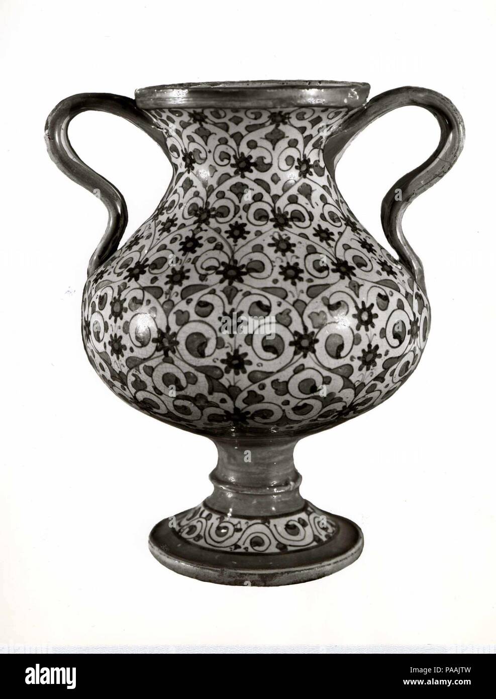 Vaso (vase). Culture : L'Italien, Deruta. Dimensions : Hauteur : 9 13/16 in. (24,9 cm). Date : ca. 1530-40. Musée : Metropolitan Museum of Art, New York, USA. Banque D'Images