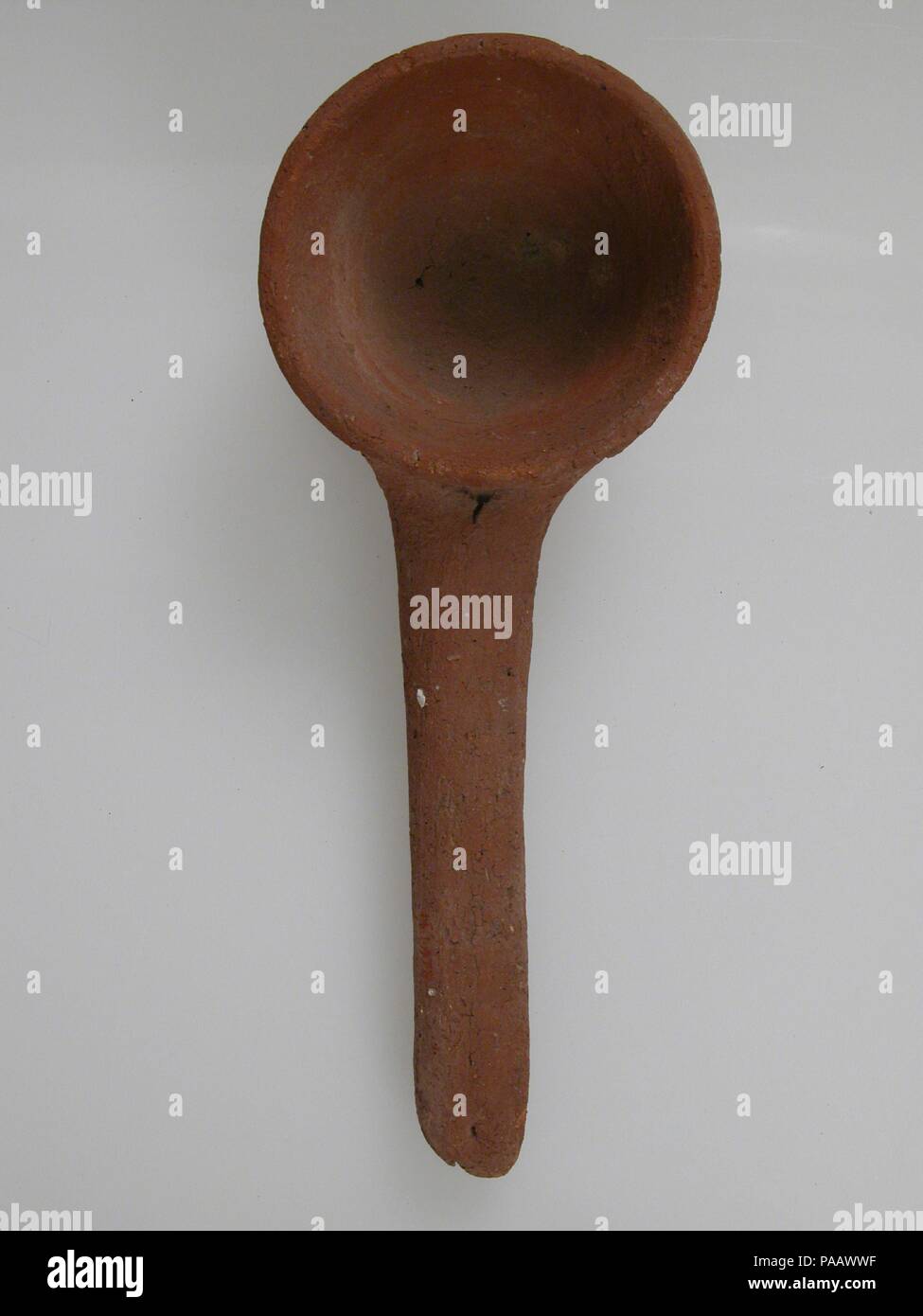 Louche. Culture : le copte. Dimensions : hors tout : 9 5/16 x 3 1/2 x 1 15/16 in. (23,6 x 8,9 x 4,9 cm). Date : 580-640. Musée : Metropolitan Museum of Art, New York, USA. Banque D'Images