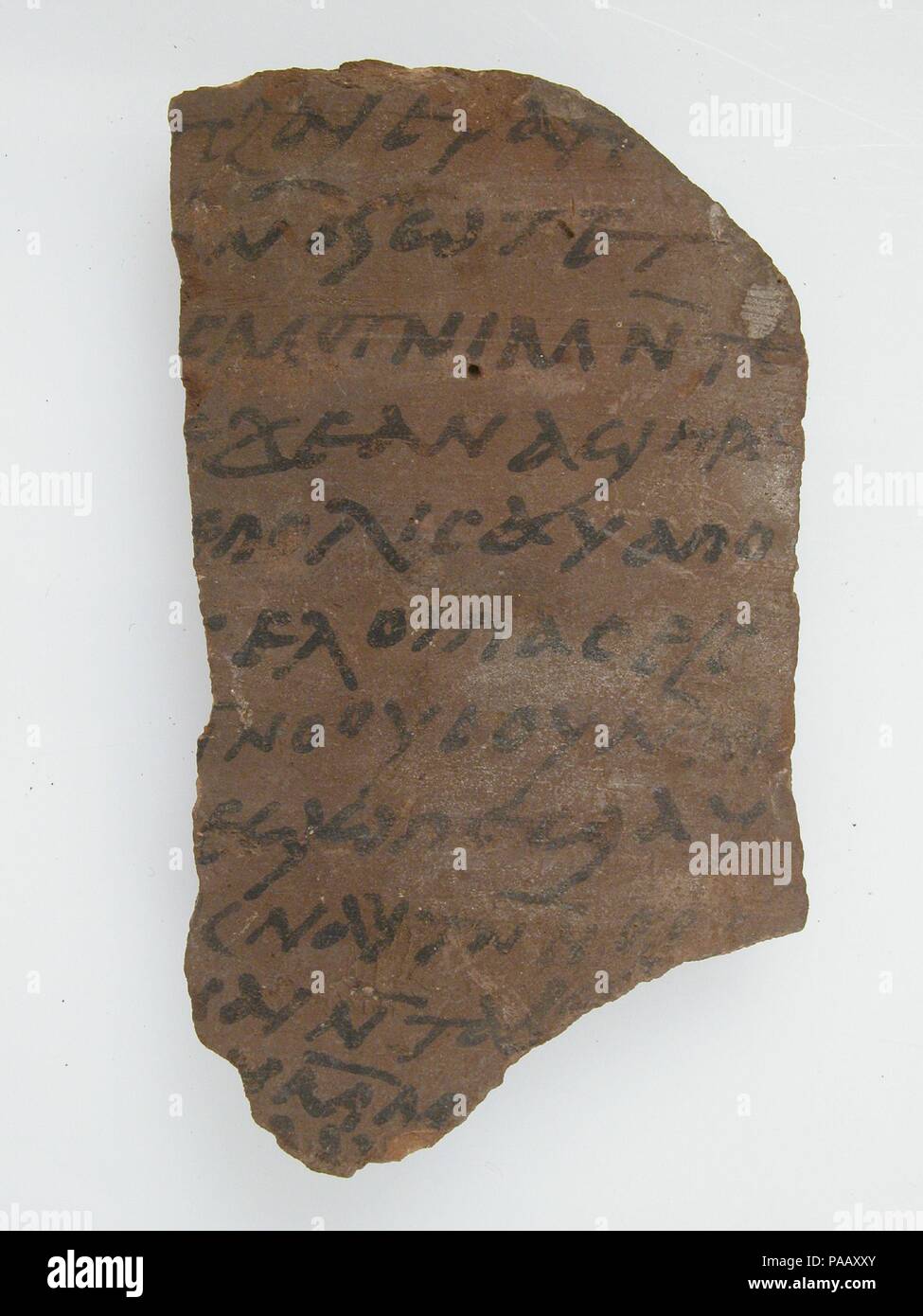 Ostrakon. Culture : le copte. Dimensions : 2 3/8 x 4 1/8 in. (6 x 10,5 cm). Date : 7ème siècle. Musée : Metropolitan Museum of Art, New York, USA. Banque D'Images