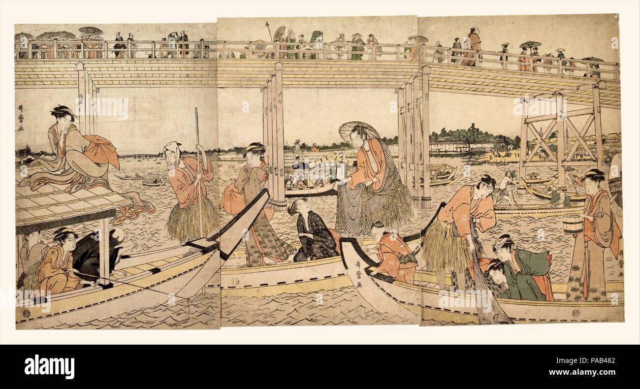 Les bateaux de pêche avec des filets sous pont Ryogoku. Artiste : Kitagawa Utamaro (Japonais, ca. 1754-1806). Culture : le Japon. Dimensions : a : H. 14 7/8 in. (37,8 cm) ; W. 9 7/8 in. (25,1 cm) b : H. 15 in. (38,1 cm) ; W. 9 3/4 in. (24,8 cm) c : H. 14 à 5/16. (36,4 cm) ; W. 9 15/16 in. (25,2 cm). Date : vers 1790. Bateaux transportant les belles femmes et les pêcheurs près de collision sur la rivière Sumida près de Pont Ryogoku, un célèbre lieu d'été. Les trois pêcheurs portant des jupes de paille au premier plan sont une parodie des trois protagonistes de l'histoire de la fondation du temple d'Asakusa. Après deux frères pris une sculptu Banque D'Images