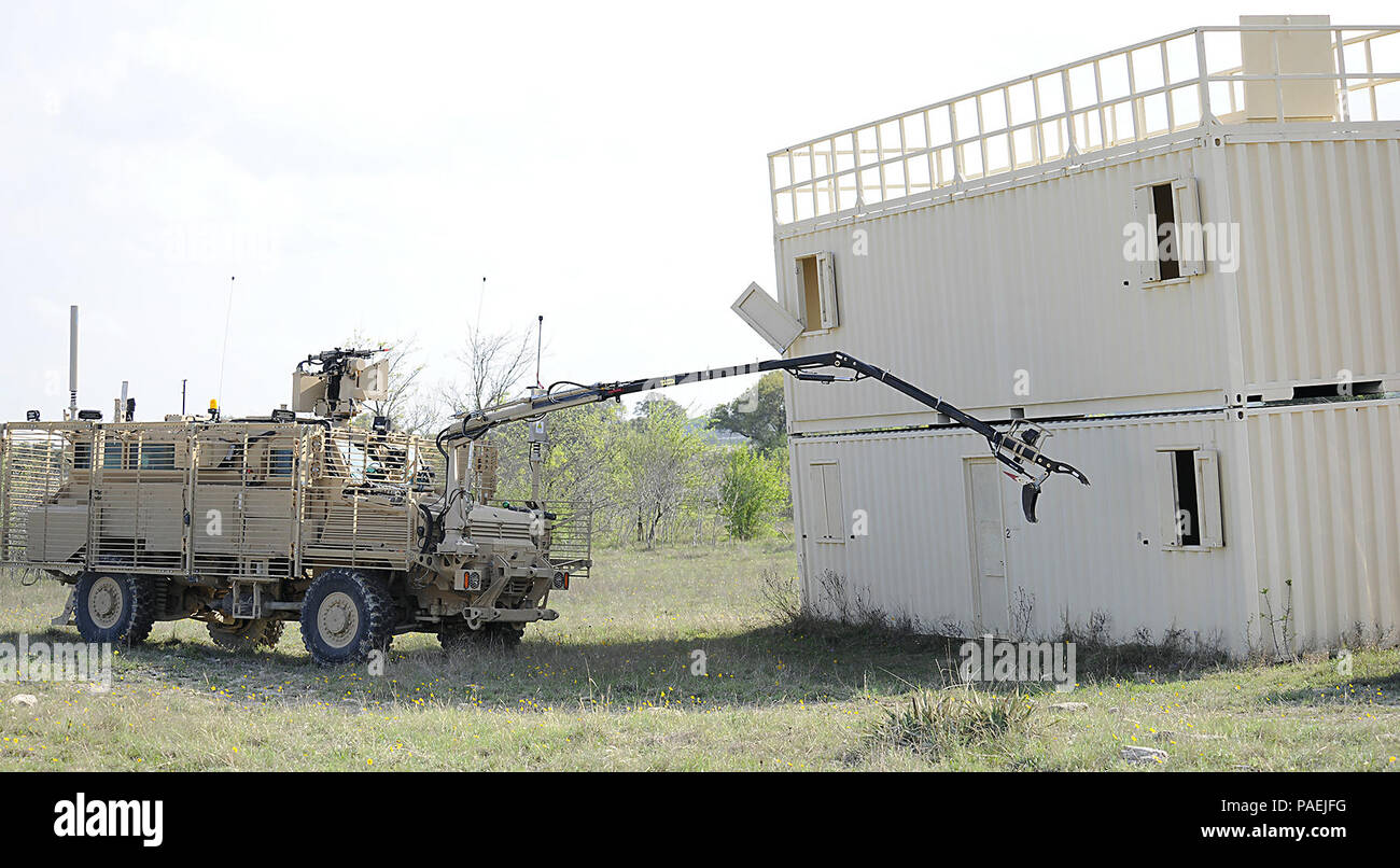 Mine Protected Vehicle Banque d'image et photos - Alamy