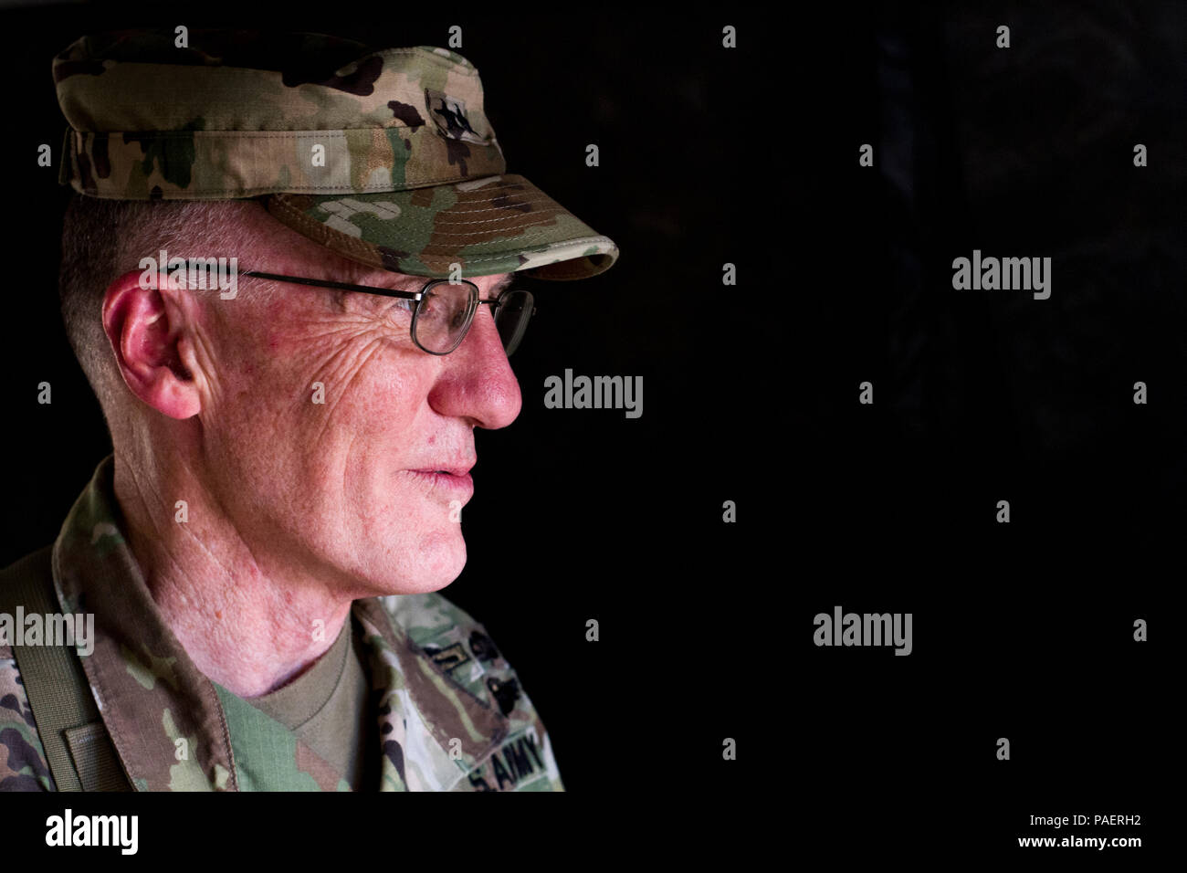 FORT HUNTER LIGGETT-- Réserve de l'armée américaine, le général A. Ray Image visites diverses unités au cours de la 91e Division de formation Soutien au combat de l'exercice de formation sur Ft. Hunter Liggett, Californie, le 17 juillet 2018. L'CSTX 91-18-01 assure America's Army les unités de la Réserve sont formés pour déployer ce qui porte capable, aptes au combat, et la puissance de feu meurtrière à l'appui de l'armée et nos partenaires n'importe où dans le monde. (U.S. Photo de la réserve de l'armée par la CPS. Derek Cummings) Banque D'Images