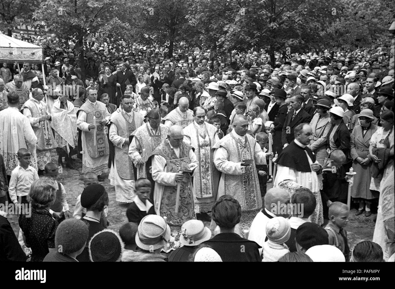 Procession religieuse Danzig Allemagne 1934 Banque D'Images