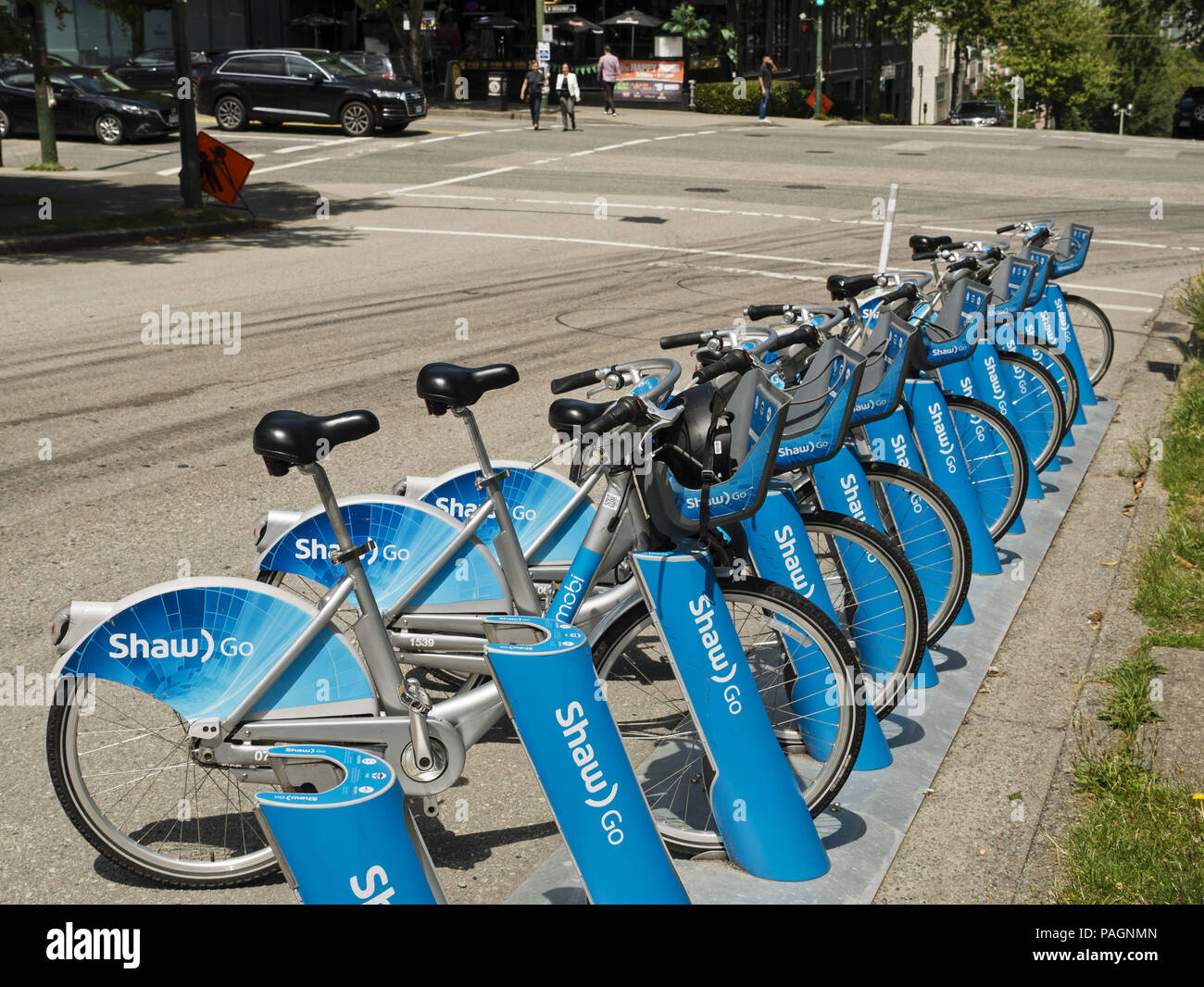 Vancouver, Colombie-Britannique, Canada. 3 juillet, 2018. Bicyles public de  Vancouver du système de vélo en libre-service, Mobi par Shaw, rendez-vous  fixé à une station de location. Le système est administré et exploité