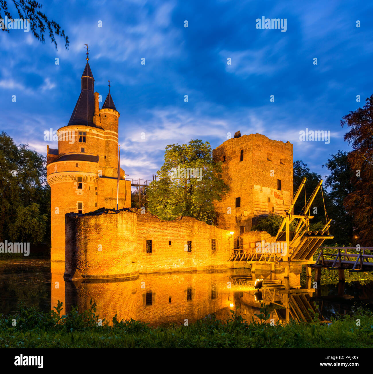 Château de Duurstede à Wijk bij Duurstede Pays-bas autour de crépuscule au printemps Banque D'Images