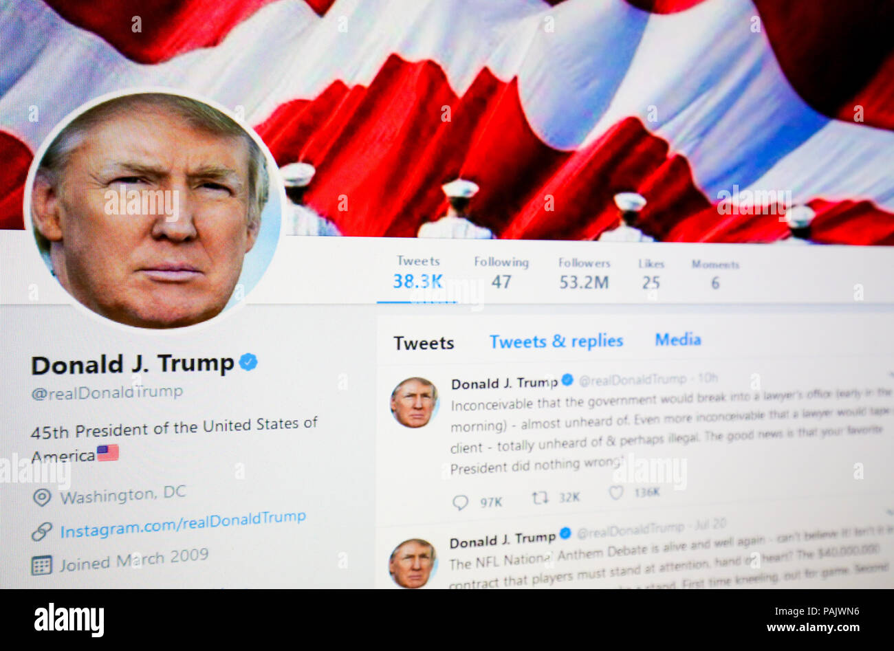 Bruxelles, Belgique - 21 juillet 2018 : La page twitter officiel de Donald J. Trump, 45e Président des Etats-Unis. Banque D'Images