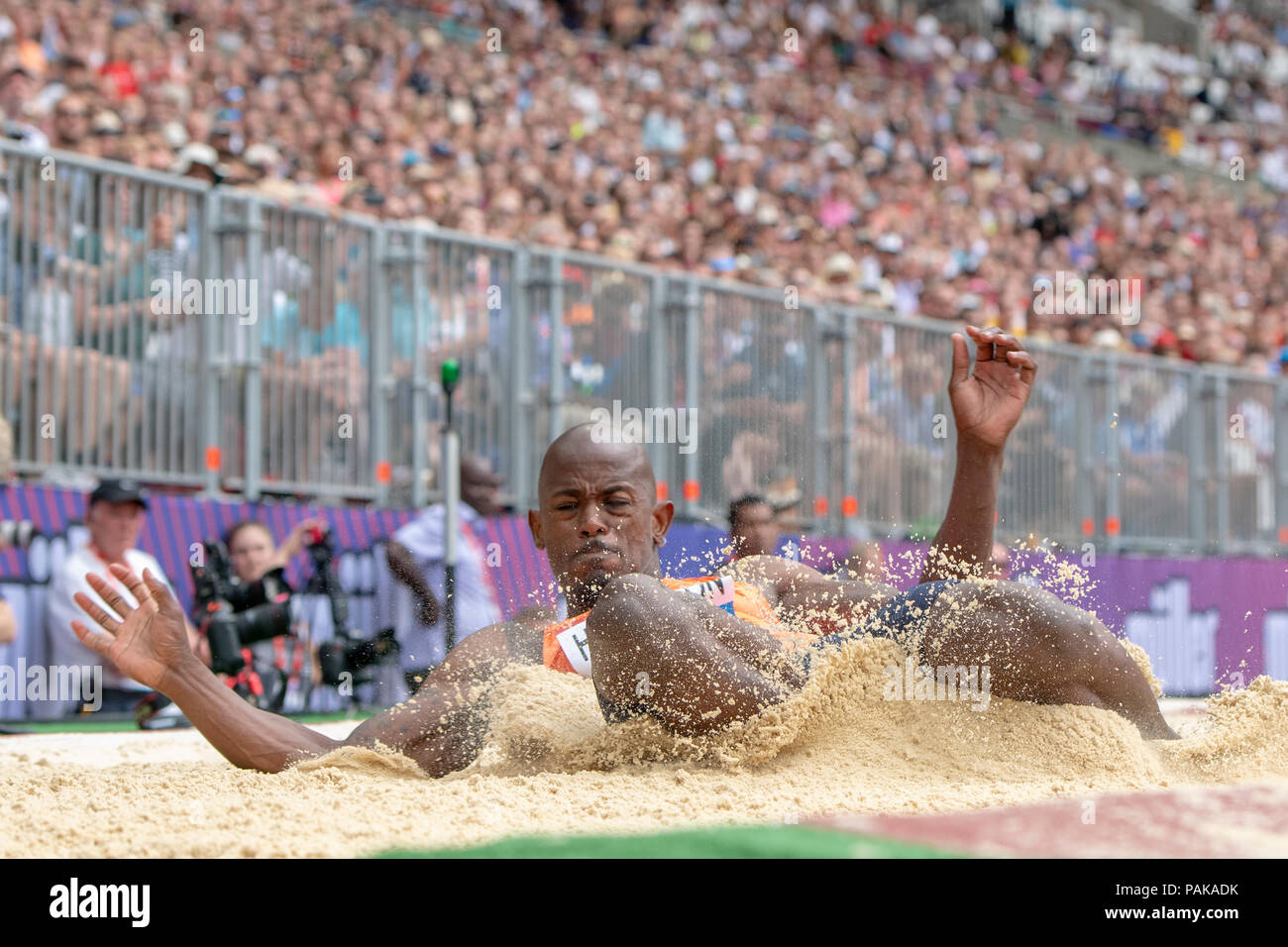 Londres, Royaume-Uni. 22 juillet 2018. Champion olympique Jeff Henderson (USA) a terminé 5e (8.20m) au saut à l'Muller Anniversaire Jeux au stade de Londres, Londres, Grand Britiain, le 22 juillet 2018. Crédit : Andrew Peat/Alamy Live News Banque D'Images