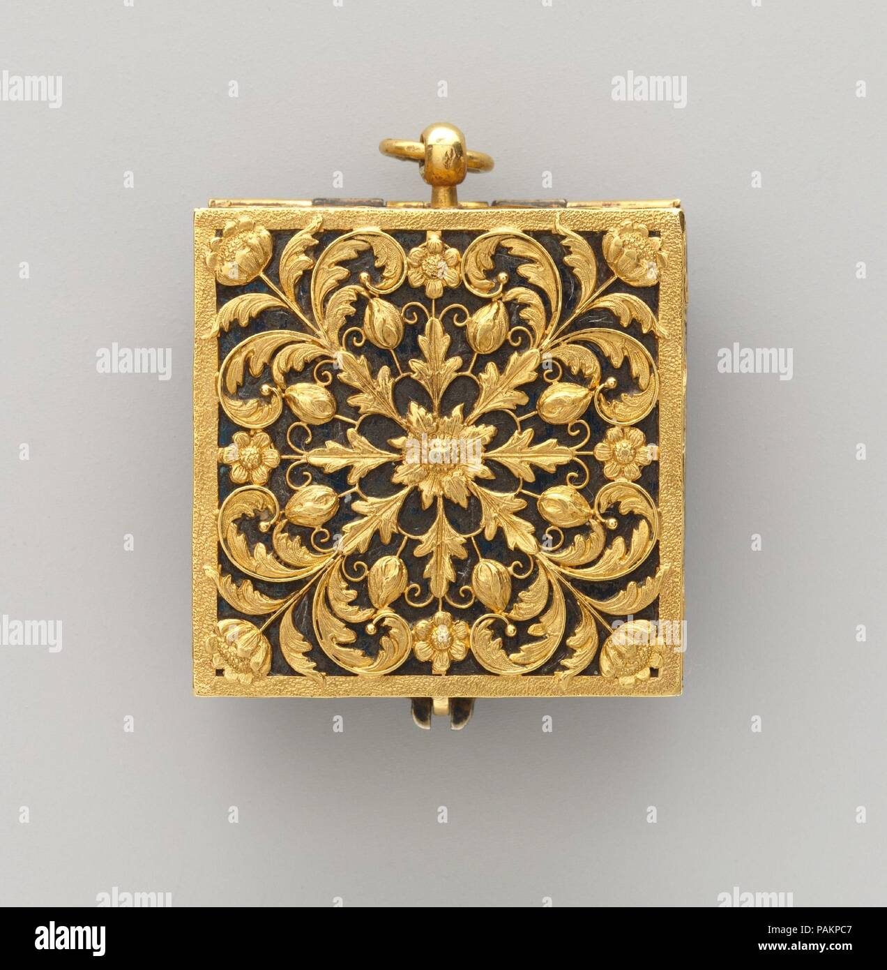 Watch. Culture : français, Paris. Dimensions : hors tout : 1 × 1 × 1/2 1/4  5/8 in. (3,8 × 3,2 × 1,6 cm). Bouilloire : l'horloger : F. L. Meybom (active