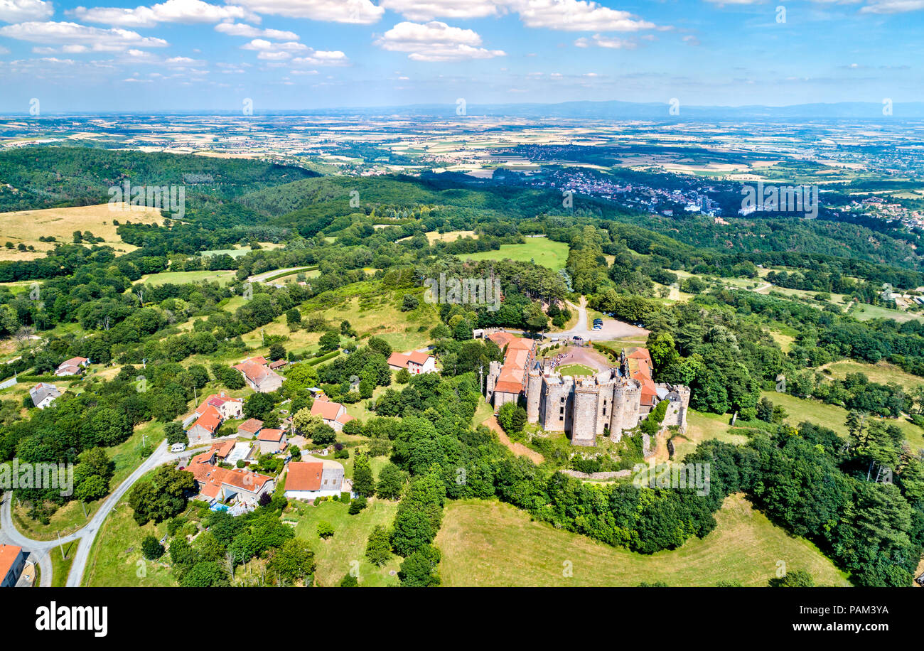 Le Château de Chazeron, un château dans le Puy-de-Dôme département de France Banque D'Images