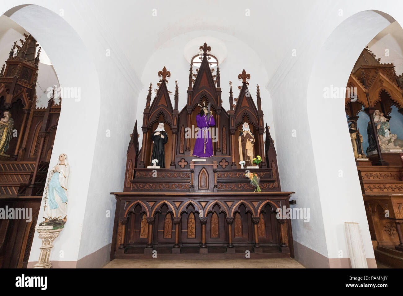 Vue de l'intérieur de l'église paroissiale de la Santisima dans le patrimoine mondial de l'Unesco ville de Trinidad, Cuba. Banque D'Images