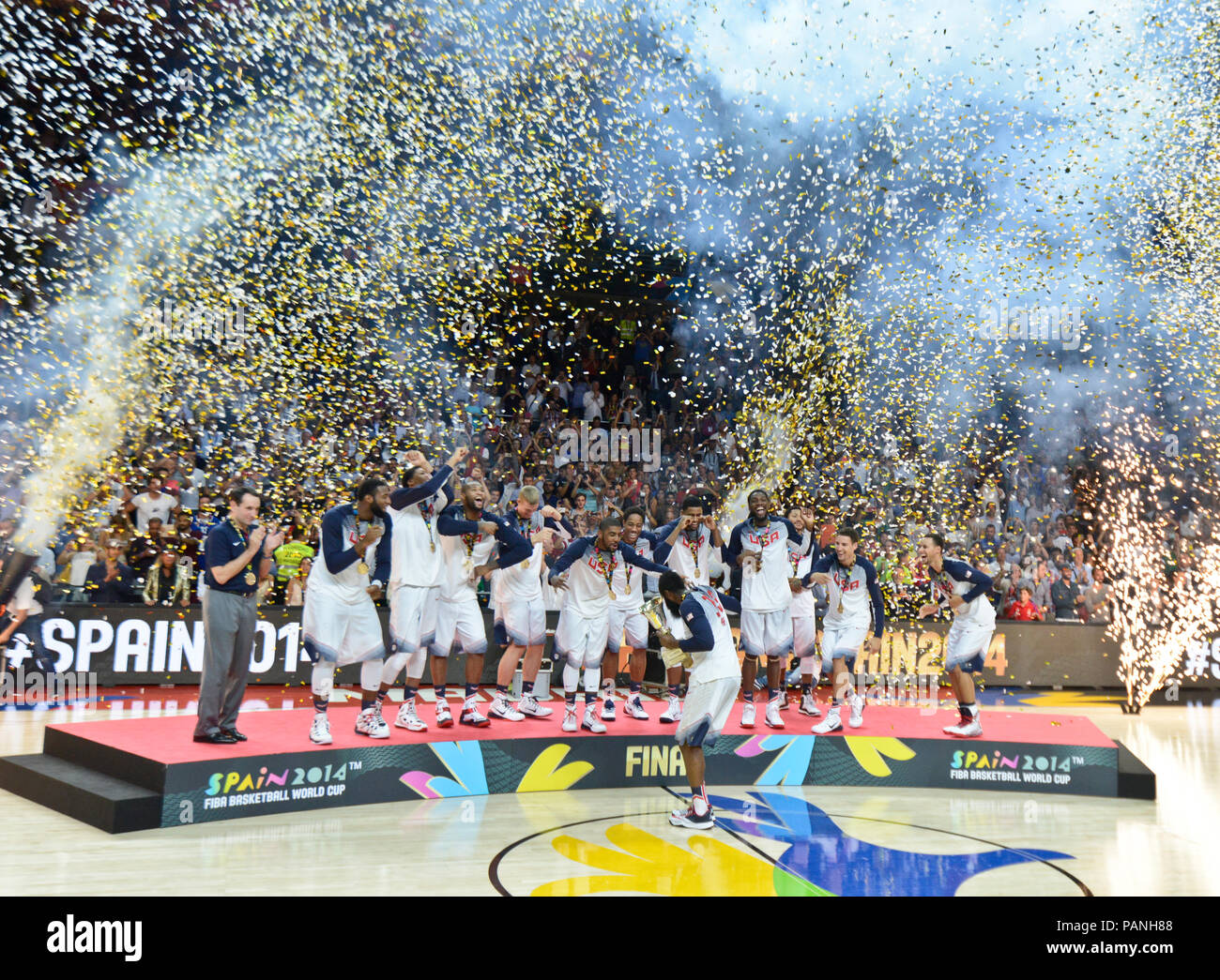 USA Basketball célèbre remporter le championnat, la Coupe du Monde de la FIBA Espagne 2014 Banque D'Images